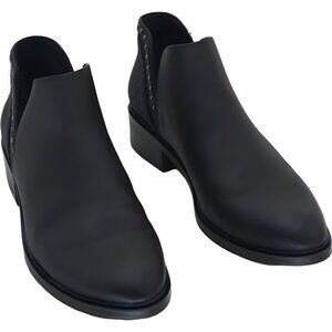 Baretraps Avril Black Ankle Boot for Women, Size 6.5M - Quick Ship